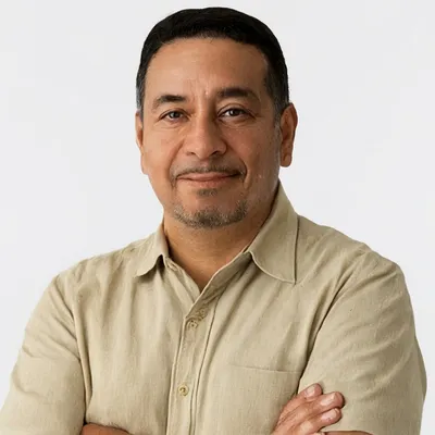 Dr. Jorge Ramírez — Revisor médico de contenidos
